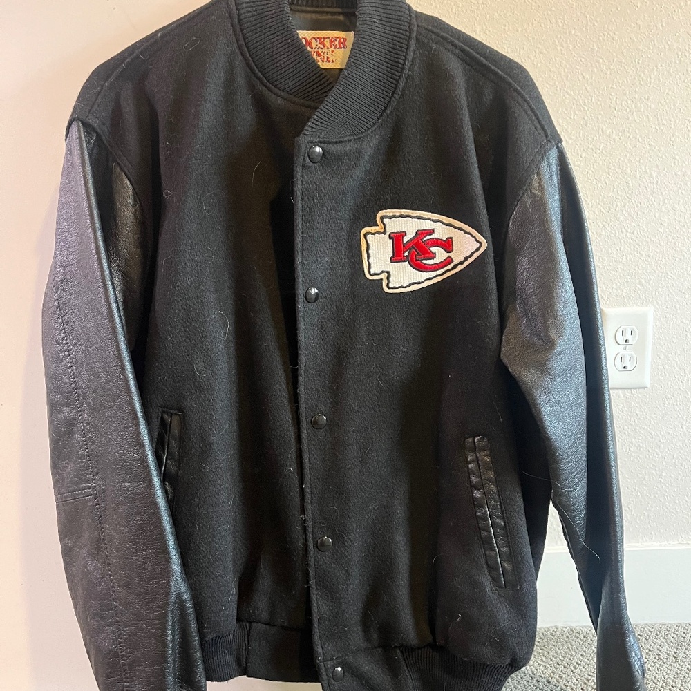 Vintage Kansas City chiefs bomber jacket